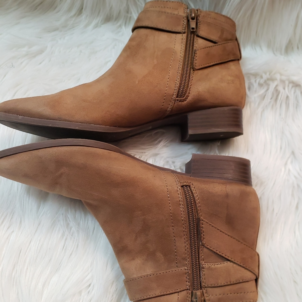 Booties - Picture 4 of 10